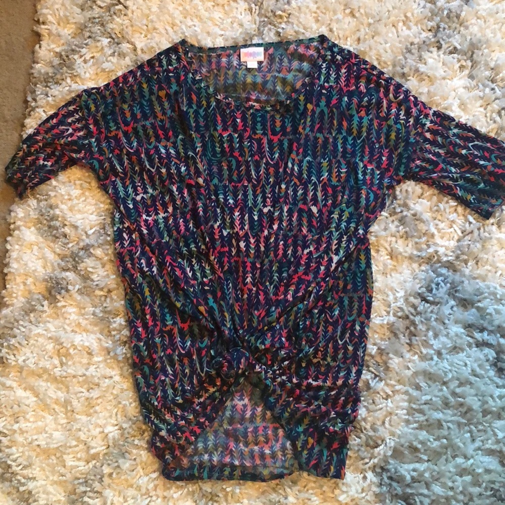 NWOT Lularoe Irma Hi Low top - Picture 2 of 11